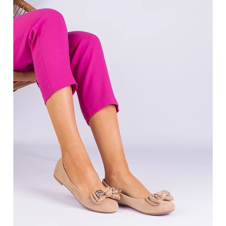 D/CEO Beige klassinen balleriinit masolilla keulalla 1