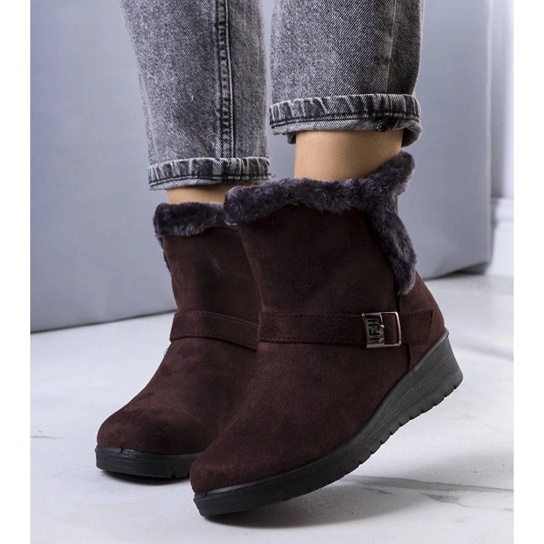 D/CEO Ruskeat eristetyt saappaat Capo wedge -kantapäässä 1