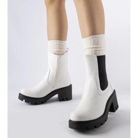 D/CEO Valkoiset eristetyt saappaat Hattiesburg-lohkolla valkoinen 1