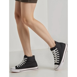 Naisten Raven Black Sneakers musta 2