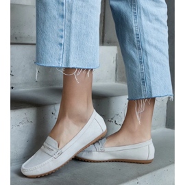 D/CEO Harmaat mokasiinit, jotka on valmistettu Cellarengon eko-mokkasta 1