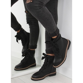 Mustat nauhakengät 8308 musta 2