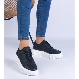 Mustat avoimet lenkkarit massiivisella pohjalla 1