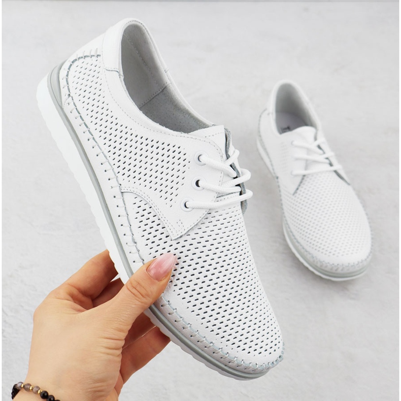 Nahkakengät rei'itetyt, mukavat valkoiset T.sokolski W25-01 valkoinen 1