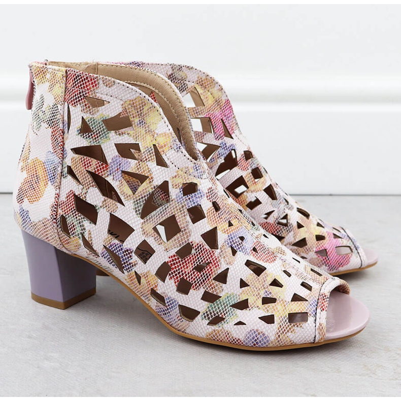 Naisten avoimet varpaat saappaat kukilla M. Daszyński MR1954-15 vaaleanpunainen 2