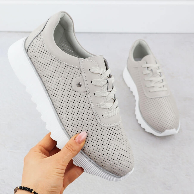 S.Barski Naisten nahkaiset kengät Openwork Platform Beige S. Barski LR51-629 1