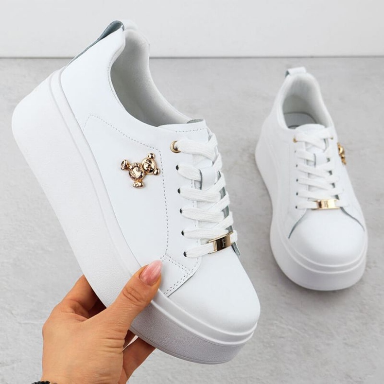 Kengät Filippo Paw593 -alustalla nallekarhulla valkoinen 1