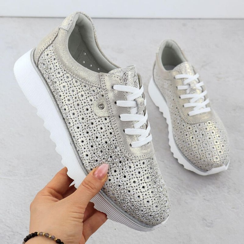 S.Barski Urheilukengät S. Barski -alustalla LR51-927 PLN kultainen 1