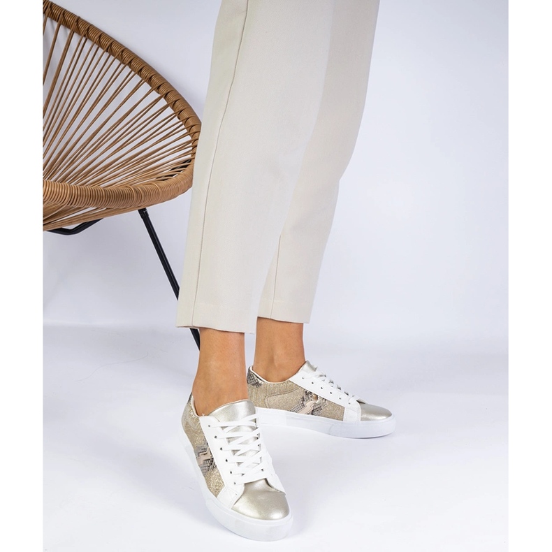 Kultaiset lenkkarit, joissa on eläinkuvio, koristeltu kimaltelevat kultainen 1