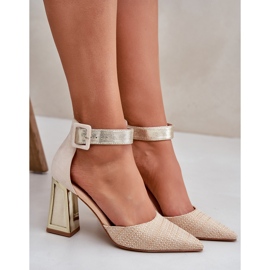 Postin sandaalit terävillä varpaisilla kullalla kultainen 2