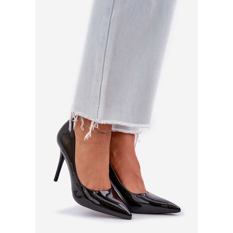 Maalattu korkokengät terävät varpaat mustat 1