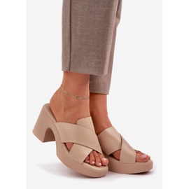 Lightwear Flip -Flops ekon nahkapylväässä beige 1