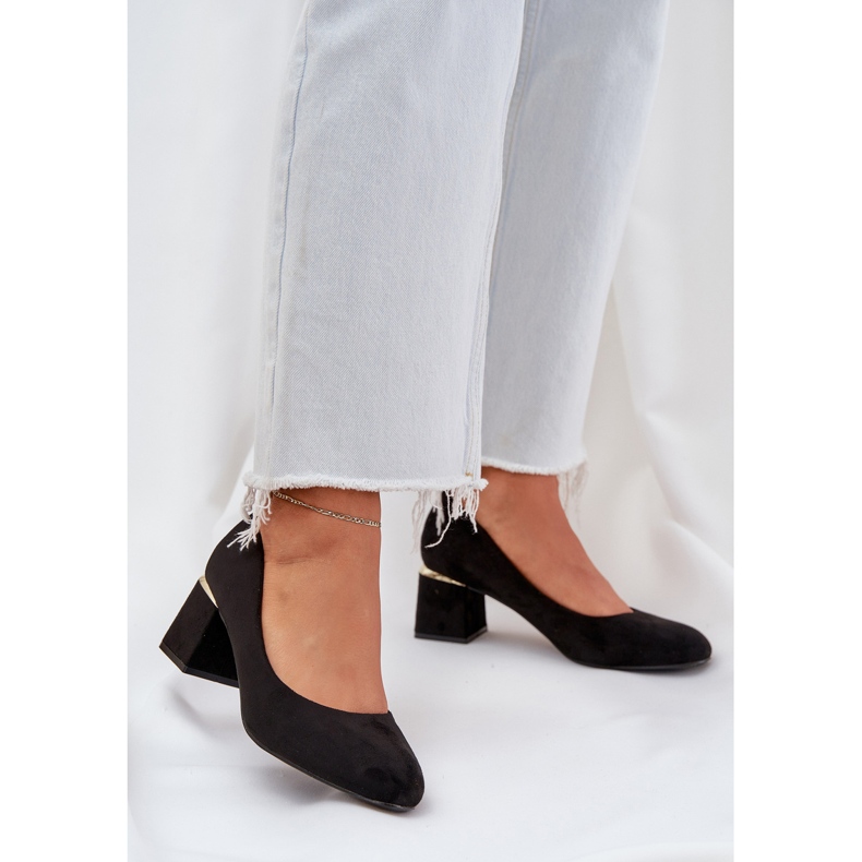 Eco -mokkanahkapumput pylväällä mustalla 2