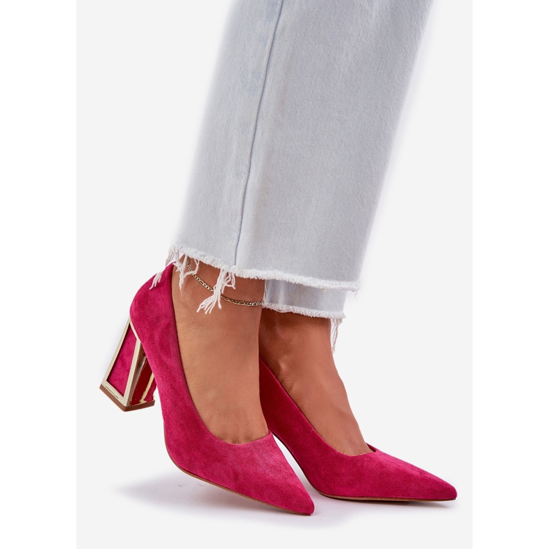 Tyylikkäät pumput osoittimen männään. vaaleanpunainen 1