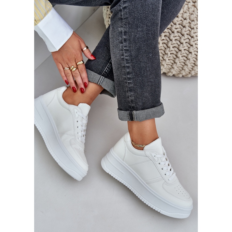 Klassinen ekonnahka -lenkkarit valkoisella alustalla valkoinen 2