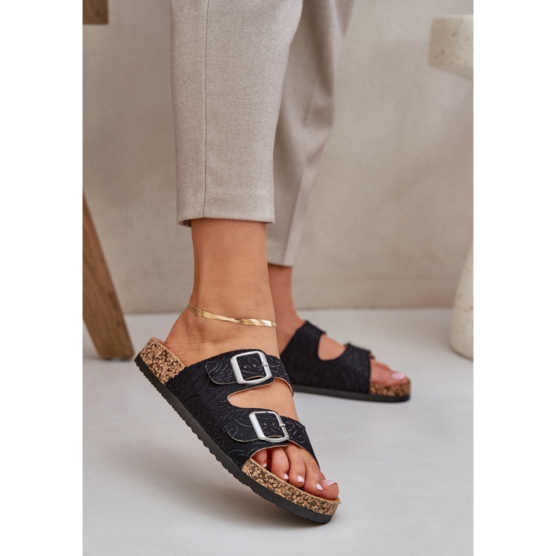 Materiaali kääntää korkkipohjan mustilla kiinnikkeillä musta 2