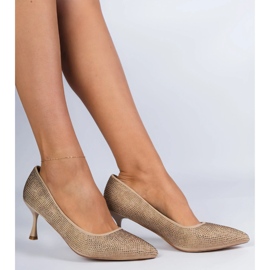 Kultaiset tyylikkäät pumput, jotka on koristeltu zirkonilla kultainen 1