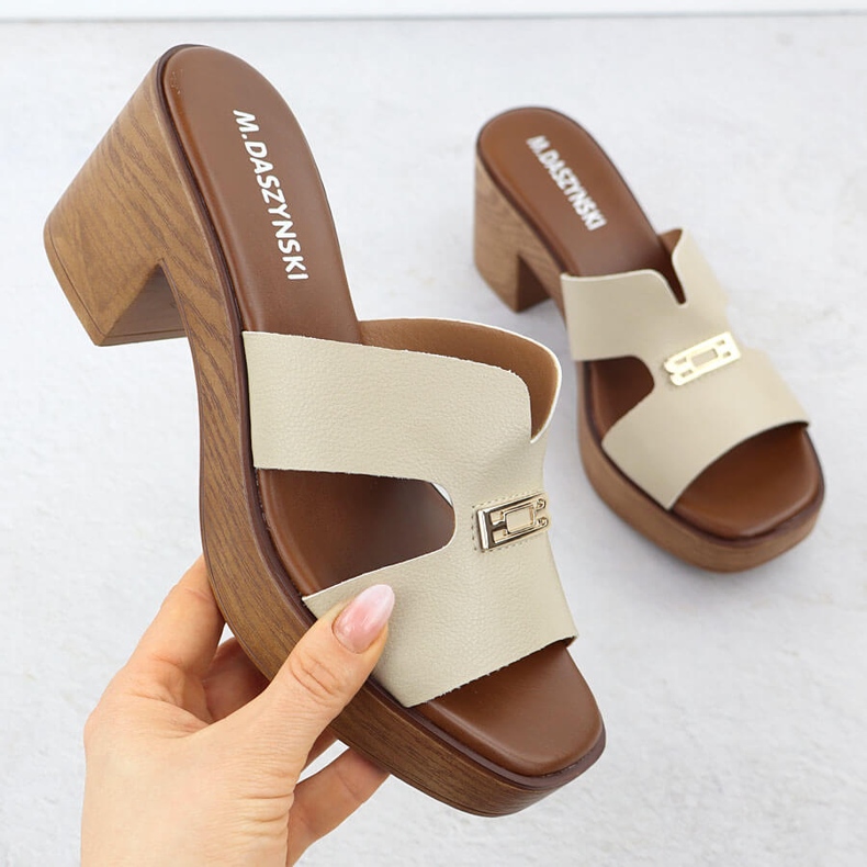 Naisten tossut Post Beige M. Daszyński MR23126-11 1