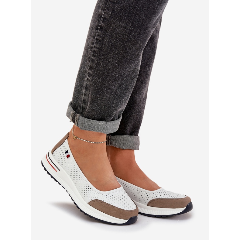 Valkoinen nahkaballeriinit 1