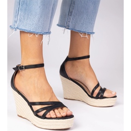 Mustat sandaalit EspAdrilles kiilalla 5