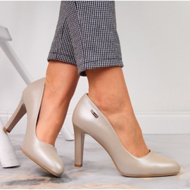 Pumppaukset post helmi nude Sergio Leone beige 1