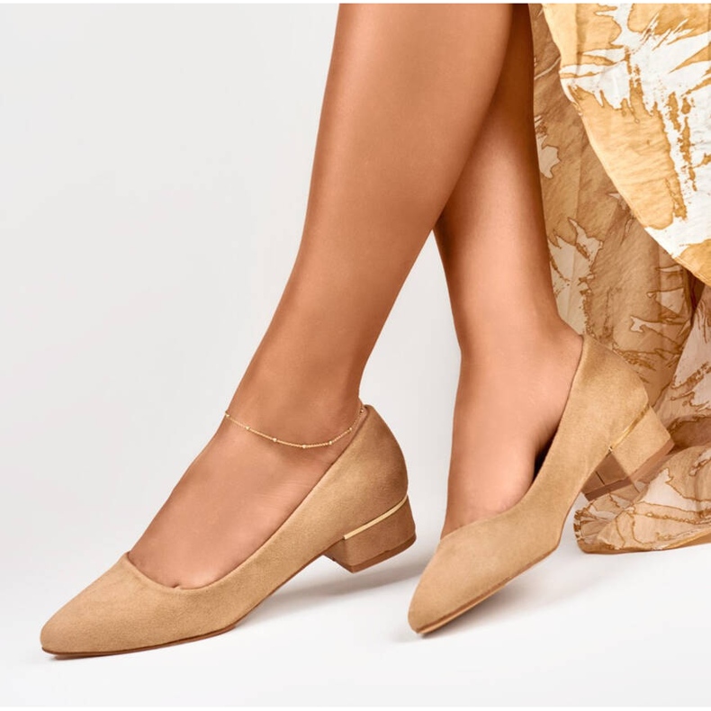 Goodin Naisten matalakorkoiset mokkanahkapumput, beige GD-XR106BE 1