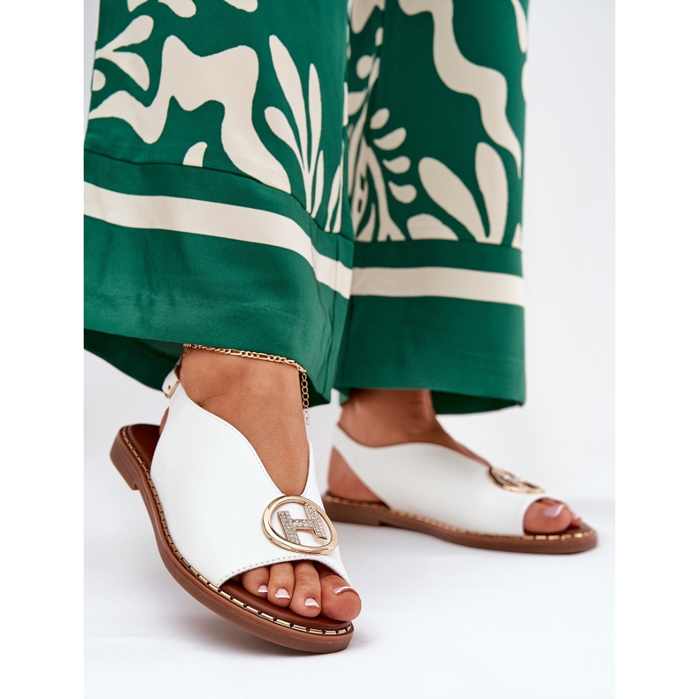 Litteät tyylikkäät sandaalit, joissa on valkoinen sisustus 2
