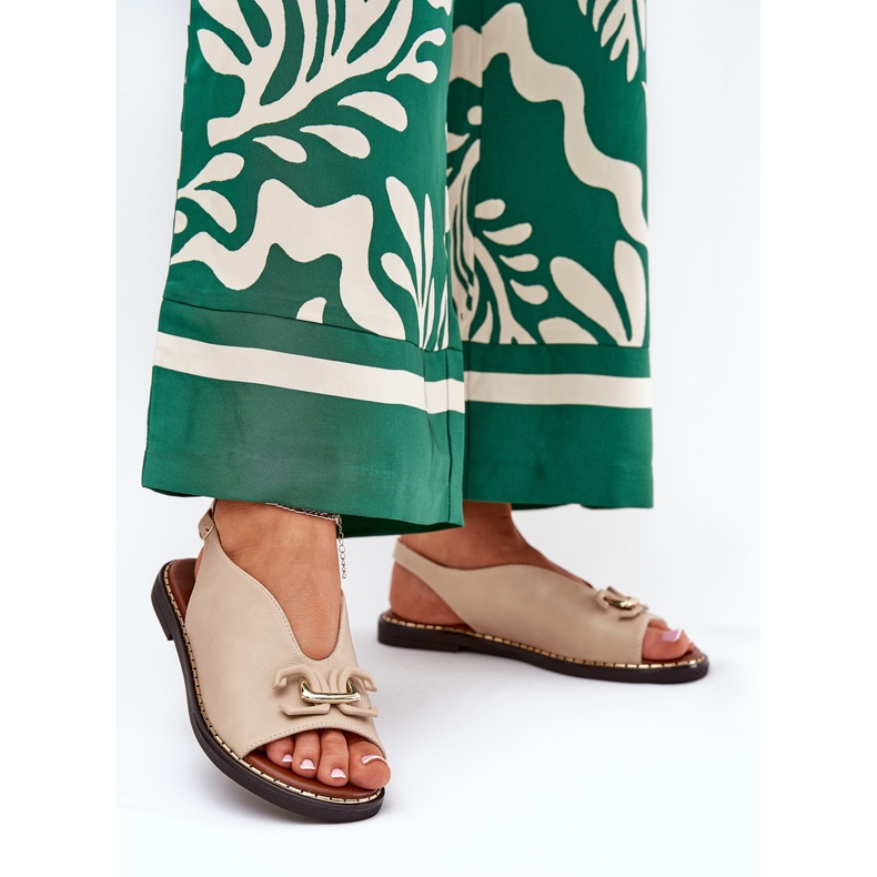 Litteät sandaalit, joissa on koriste eko nahka beige 2