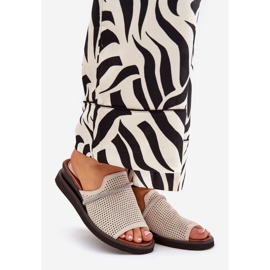 Jezzi Naisten kiilat koristeellisella beige -hihnalla 1