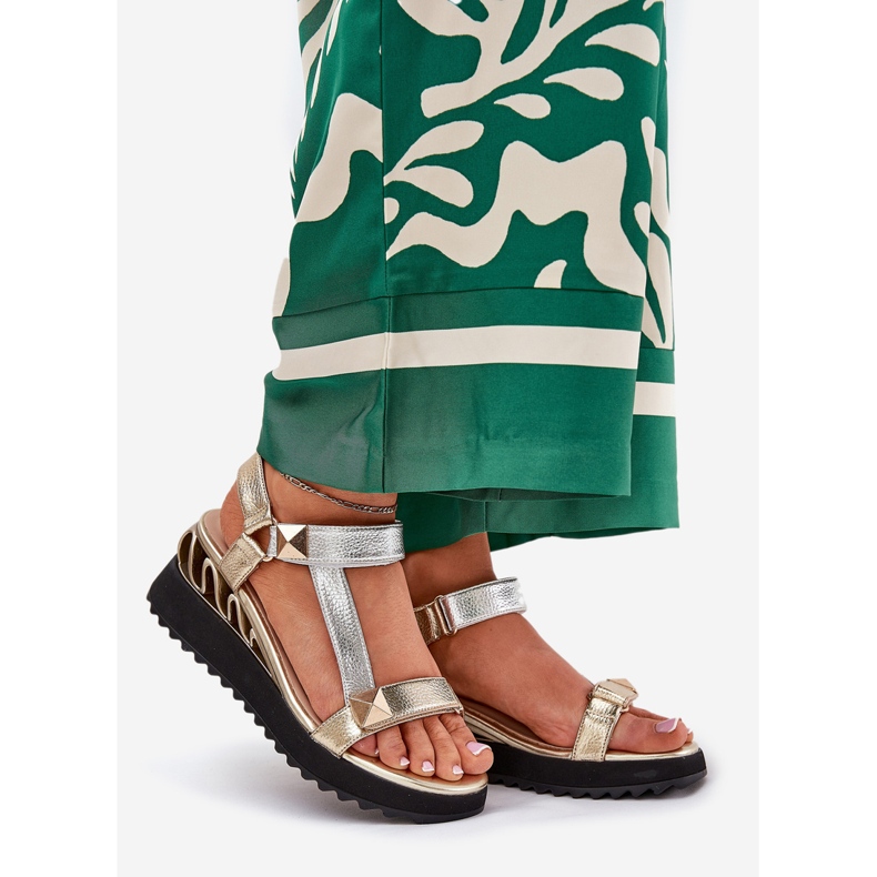 S.Barski Naisten nahkaiset sandaalit CR51-135 kultaa ja hopeaa kultainen 1