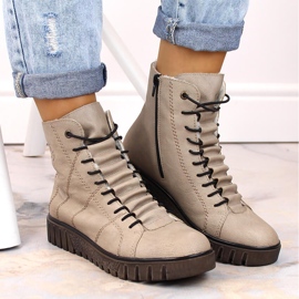 Mukavat naisten beige-eristetyt saappaat Rieker Y3420-60 1