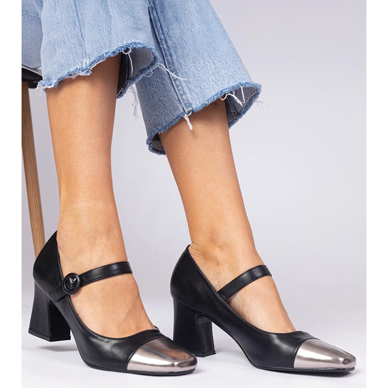 Mustat naisten pumput hopeavarsilla 2