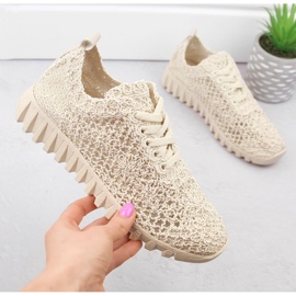 Naisten beigenväriset pitsiset urheilukengät T.Sokolski 1982 1