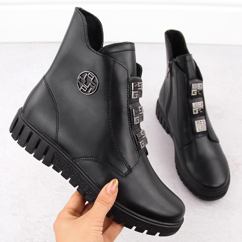 Mustat nahkaiset naisten nilkkurit alustalla koristeilla, Filippo DBT6360 2