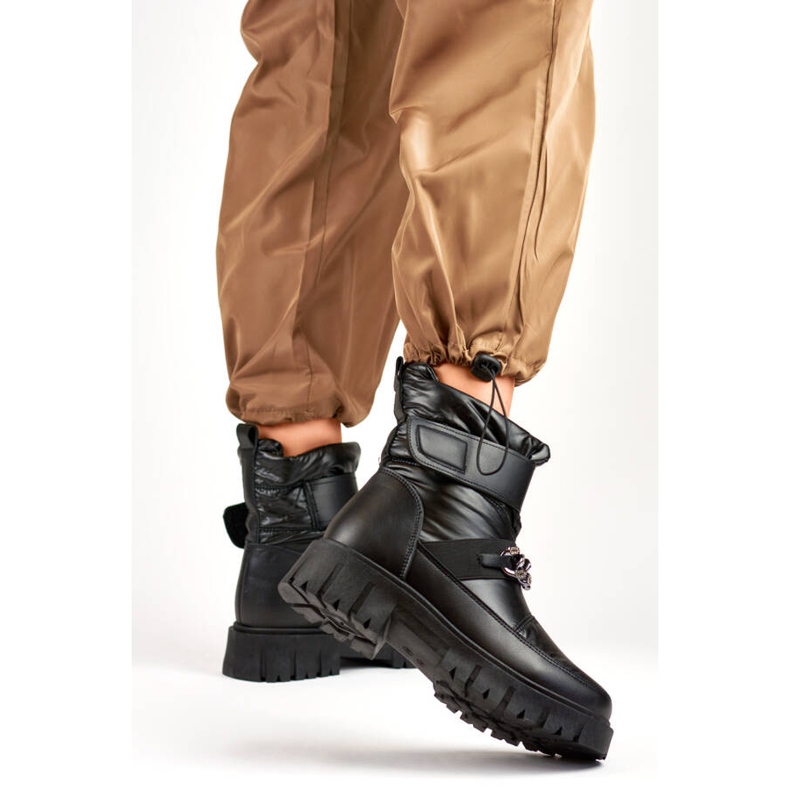 Naisten lumikengät tarranauhalla, musta JH-5B 1