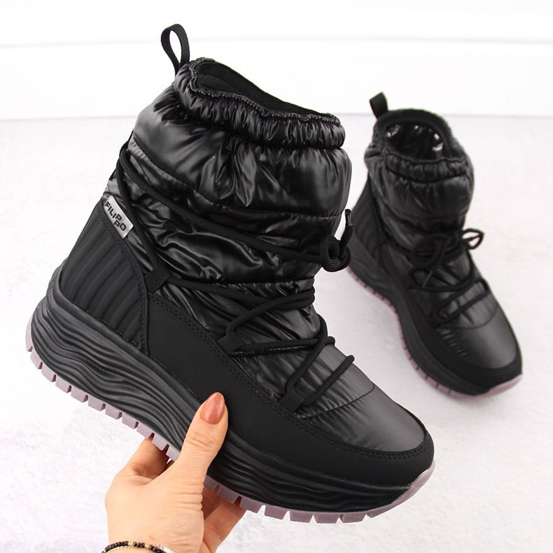 Mustat Filippo DBT6647 naisten lumisaappaat alustalla 1