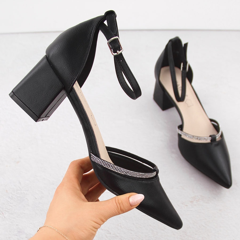 Mustat Sabatina naisten teräksiset sandaalit kuutiozirkonialla 1