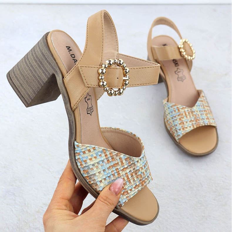 Naisten sandaalit Beige Braids M. Daszyński MR24125-4 1