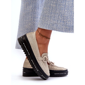 Naisten kiiltävät nahkaiset mokasiinit lavalla ja koristelu S.Barski LR750 Gold kultainen 2