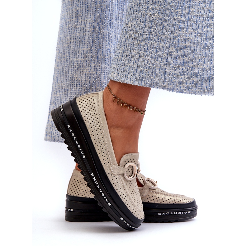 Naisten kiiltävät nahkaiset mokasiinit lavalla ja koristelu S.Barski LR750 Gold kultainen 2