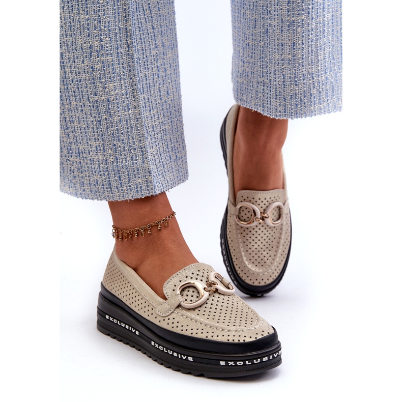 Naisten kiiltävät nahkaiset mokasiinit lavalla ja koristelu S.Barski LR750 Gold kultainen 1