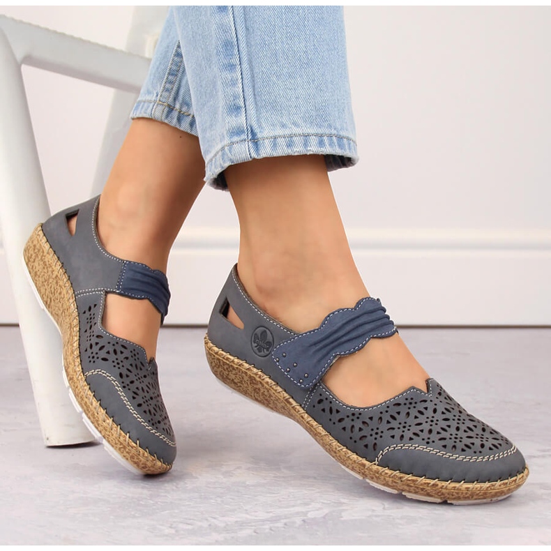 Naisten nahkaiset harjakattoiset kengät tarranauhalla, sininen Rieker 44896-15 1