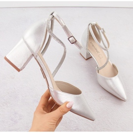 Hopeiset Sabatina naisten teräksiset sandaalit kuutiozirkonialla hopea 1