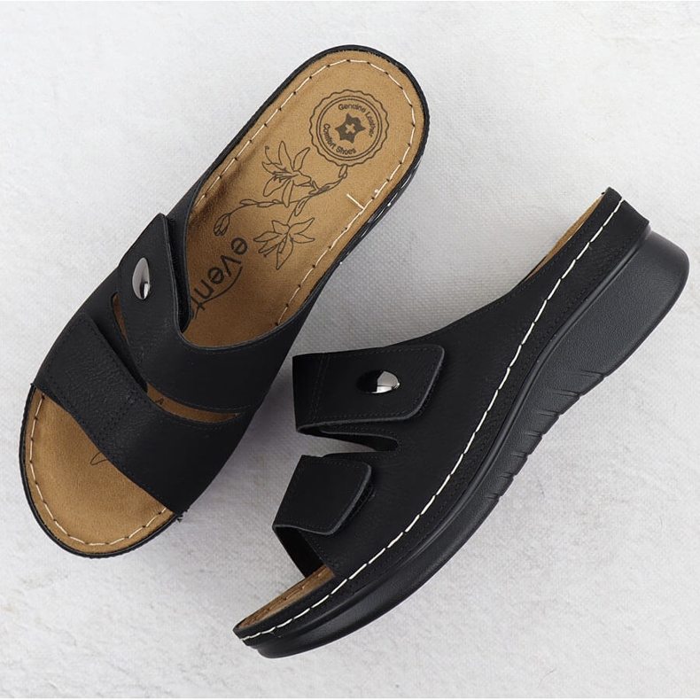 Naisten flip flops Wedge -säädettävällä mustalla Evento 1602: lla 2
