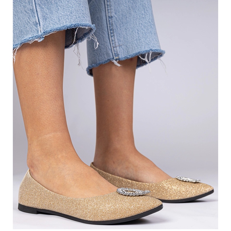 Kultaisten naisten kimaltelevat balleriinit zirkoneilla kultainen 1