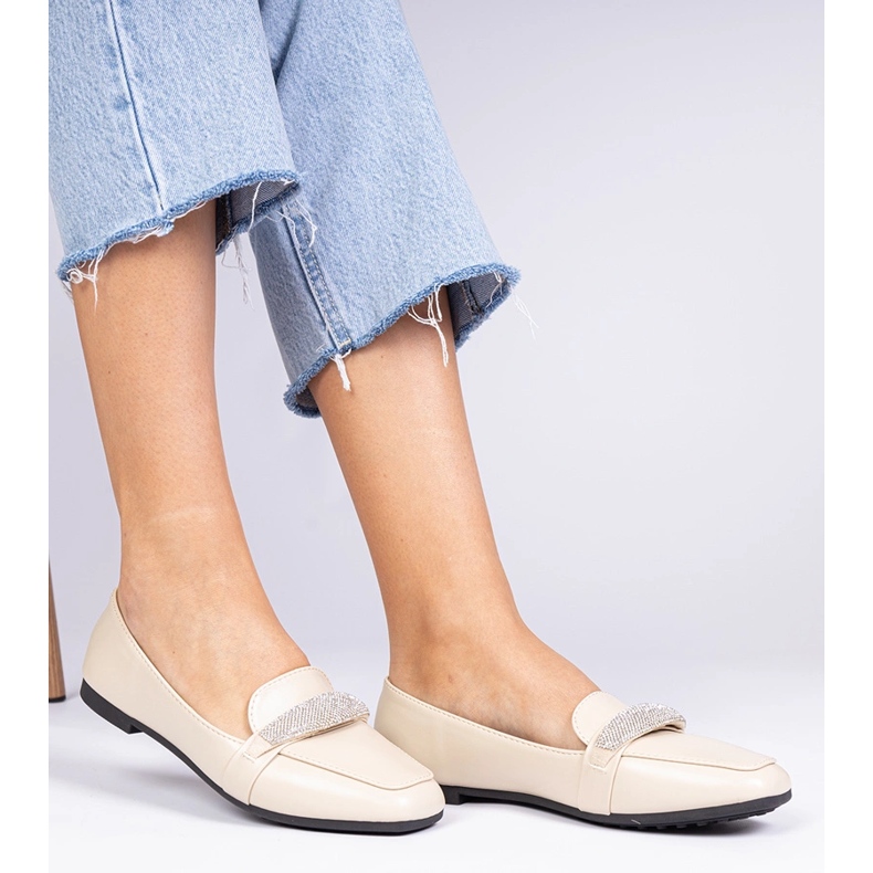 Beige naisten leipomot zirkonilla 2