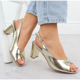 Naisten sandaalit Post Metallic Golden Jezzi 6985 kultainen 1
