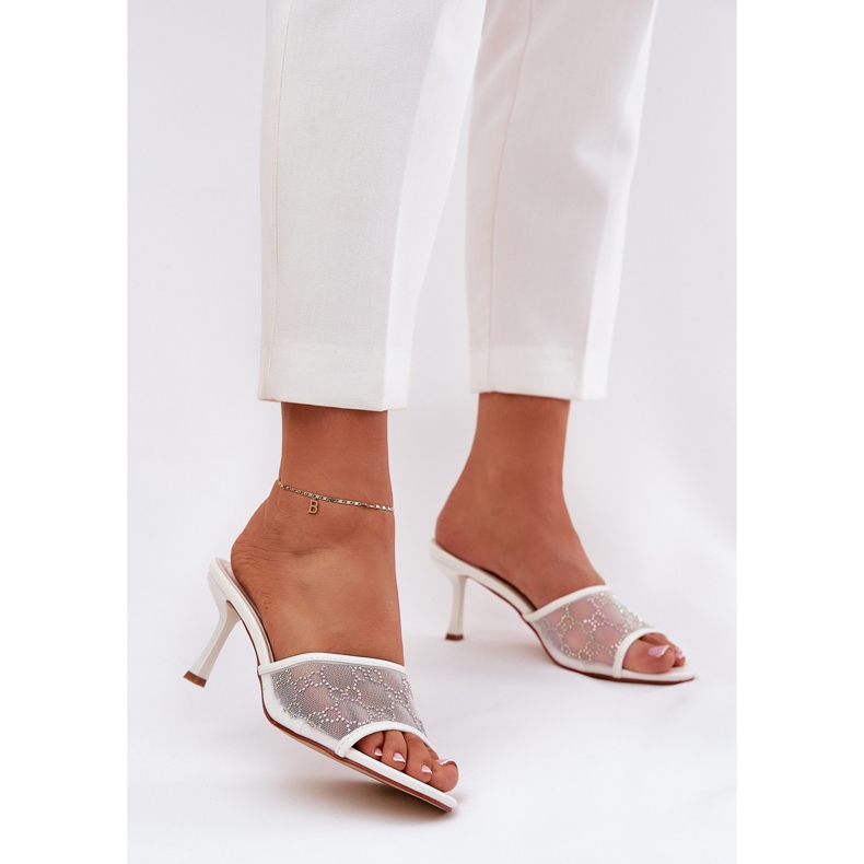 Sisustetut flip flopsin korkopäätä valkoinen 2