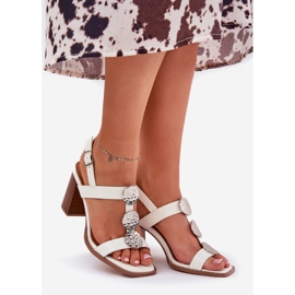 Naisten sandaalit postissa koristeellinen raidallinen valkoinen 1