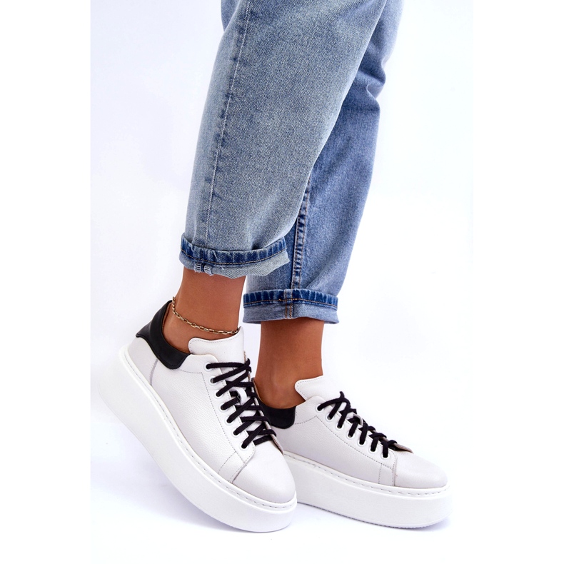 Lemar Naisten nahkaurheilukengät valkoisella alustalla valkoinen 1